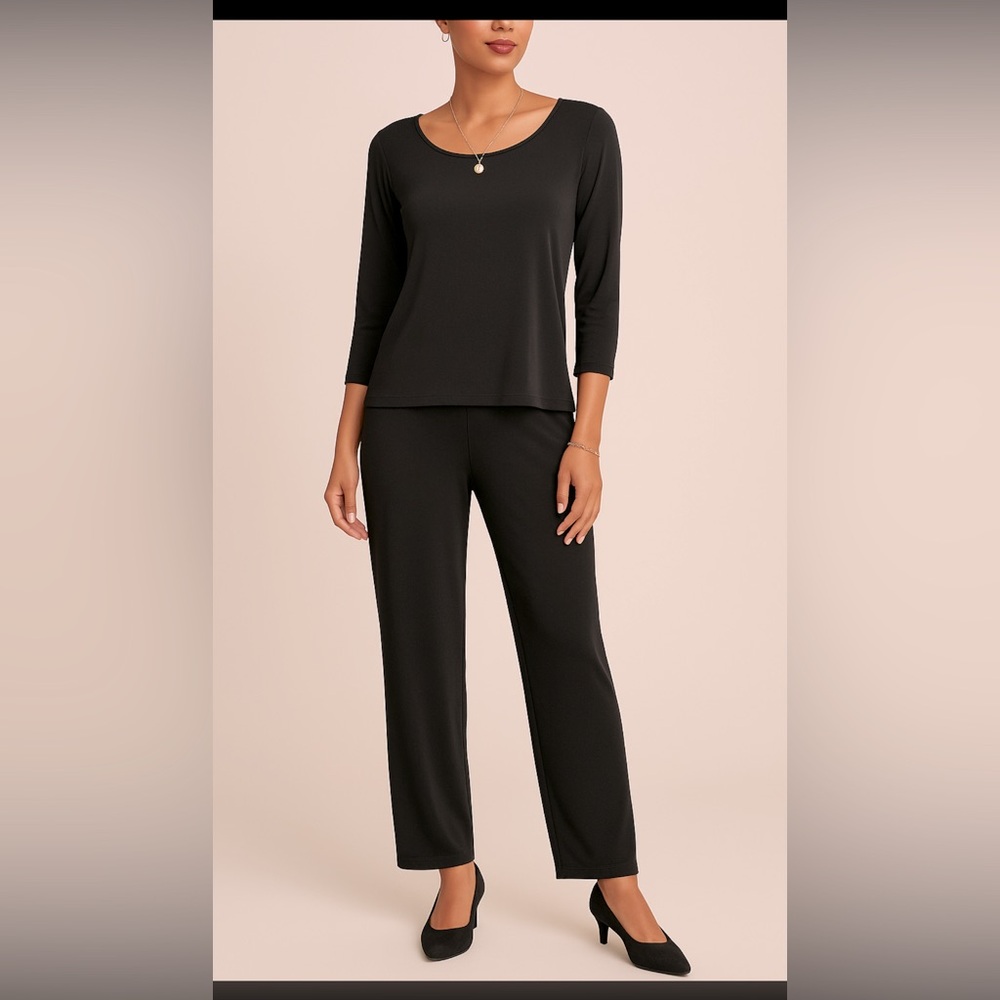 Chico’s Travelers Black Matching Set Top & Pants Women’s Size 0 & 1 Short